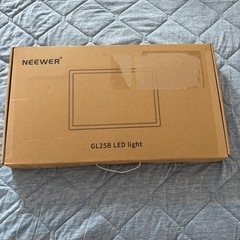 【美品】　Neewer GL25B デスクトップ照明の画像