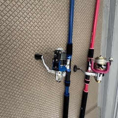 釣竿2本の画像