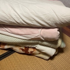 掛け布団3点、毛布2点セットの画像