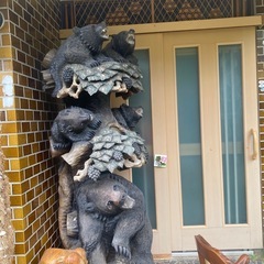 木彫の熊 雕刻 
特大の画像