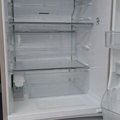 【リサイクルショップどりーむ天保山店】No.4129　冷蔵庫　東芝　2013年製　426L　お手頃価格🎵　おすすめ品🎵の画像