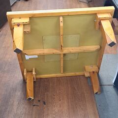 【リサイクルショップどりーむ天保山店】No.4132　折り畳みテーブル　写真参照　格安ですよ🎵　お買い得🎵の画像