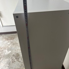 白い棚の画像