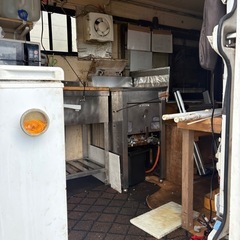 キッチンカーの画像
