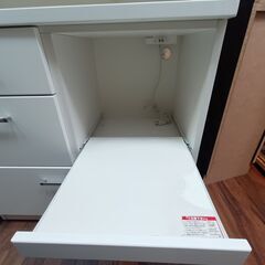 NITORI　キッチンボード　幅90㎝　レンジ台　食器棚　ニトリ　鏡面　白　ホワイト　サイズ（約）幅89×奥43×高181　　■近隣配送無料 買取GO‼　栄和店の画像