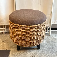 【武蔵小山店】 [在庫3点 各売り] ウォーターヒヤシンス スツール 編み込み ナチュラル家具 アジア  インドネシア チェアの画像