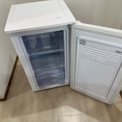 アイリスオーヤマ　冷凍庫　60L　の画像