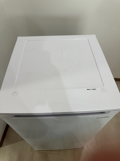 アイリスオーヤマ　冷凍庫　60L　