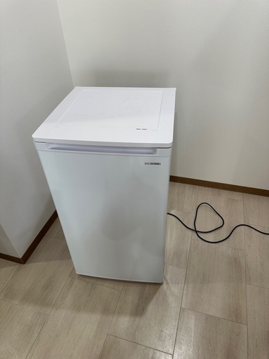 アイリスオーヤマ　冷凍庫　60L　