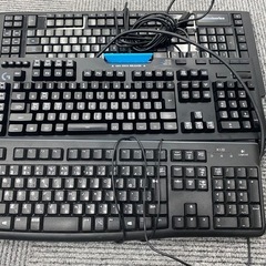 【ジャンク品】モニター・キーボード・マウスセットの画像