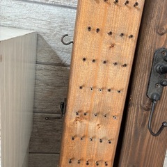2×4の木材2本の画像