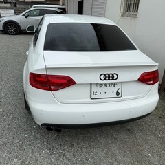 格安　美品　車検一年付　アウディA4 クアトロ　ローン可！！の画像
