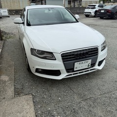 格安　美品　車検一年付　アウディA4 クアトロ　ローン可！！の画像