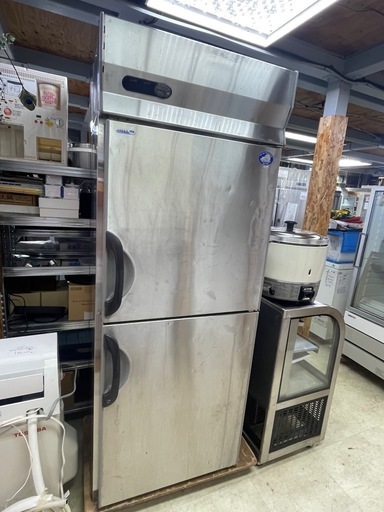 業務用　冷凍冷蔵庫　中古品　2006年