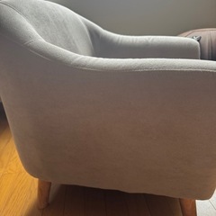 グレー　チェアの画像