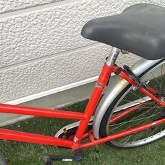 ■赤い シティーサイクル ママチャリ 27インチ ジャンク扱いの画像