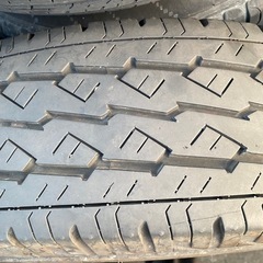 195/80r15 107/105N LT bridgestone19週21年(1本のみ)の画像