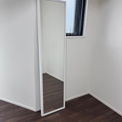 美品 IKEA イケア MALM ベッド シリーズ2段 ベッドサイド チェスト+ 全身鏡　160 x 40cmの画像