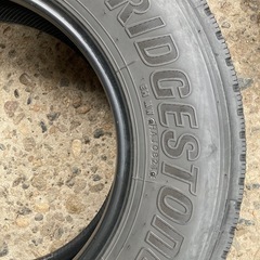 195/85R16 ブリヂストンライトトラックタイヤ　1本の画像