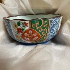 有田焼の器の画像