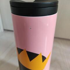 スターバックスタンブラーの画像