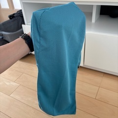 頭に被るクールタオルの画像