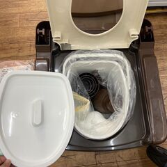 【未使用・新品】 ポータブルトイレ きらく MS型 参考価格27,435円※箱入り🚚自社配送時💳代引き可🚚(現金、クレジット、スマホ決済対応)の画像