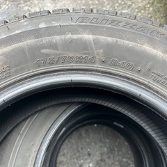 ブリヂストン　175/70/14 スタッドレス4本の画像