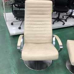 家具ならトレファク吉川店！！   BoConcept　リクライニングチェアー　アイボリーの画像