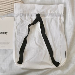 ほぼ未使用　コニー抱っこ紐　サイズ調節可、メッシュタイプの画像
