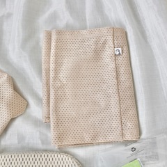 ほぼ未使用　コニー抱っこ紐　サイズ調節可、メッシュタイプの画像