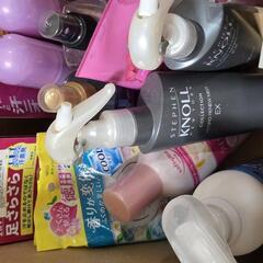化粧品とか制汗剤とかヘアケアとかの画像