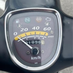 125⭐️リトルカブ50⭐️撮影後シート新品張替え済み、01896km、バッテリー新品、左右ミラー新品、ヘッドライトバルブ新品交換、オイル交換済み、F I、セル付き4速モデル、ホンダ、インジェクション、HONDA、AA01、原付の画像