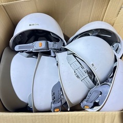 工場用などに！　ヘルメット　大量セットの画像