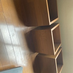 「受け渡し者決定）カラーボックス 四角の画像