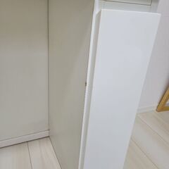 【無料】白いドレッサーの画像