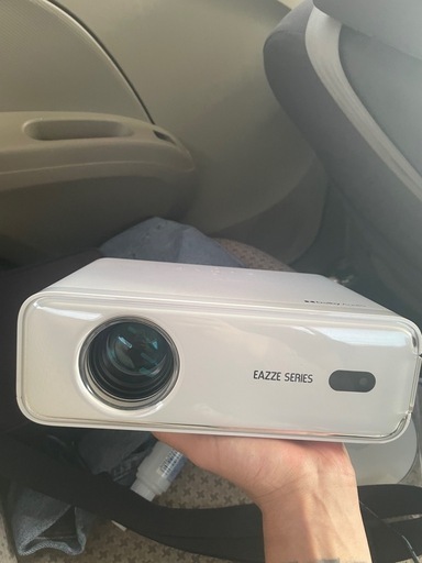 プロジェクター