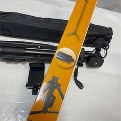 新品❤️ YUNTENG VCT-1688 三脚 リモコン付きの画像