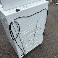 24年製 アイリスオーヤマ 洗濯機 5.0kg ホワイト IAW-T504の画像