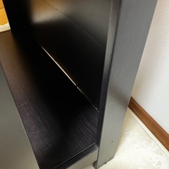 IKEA イケア　こげ茶　ダークブラウン　シェルフ　棚の画像