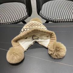 GUCCIニットニット帽の画像