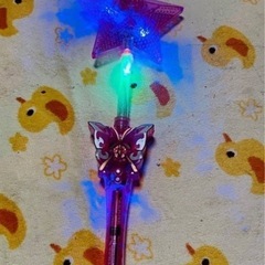 可愛いLED🌺星形✨色が色々変わり音が鳴る もう1点プレゼントの画像
