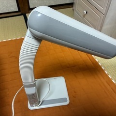 照明ライト
の画像