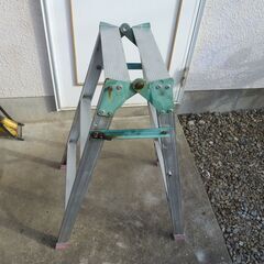 脚立の画像