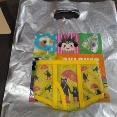 プチコキャン　ブリーフケースの画像