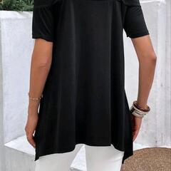 SHEIN　肩出しトップスの画像