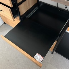 キッチンカウンター収納の画像