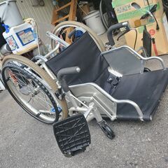 ☆★　日進医療器株式会社　座席昇降機能付き　車椅子　トライメイトN　★☆の画像