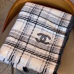 シャネル チェック柄ショールの画像