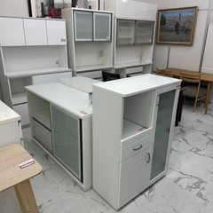 スリムな横幅80cmレンジボード ✨他にもキッチン収納あります♪の画像